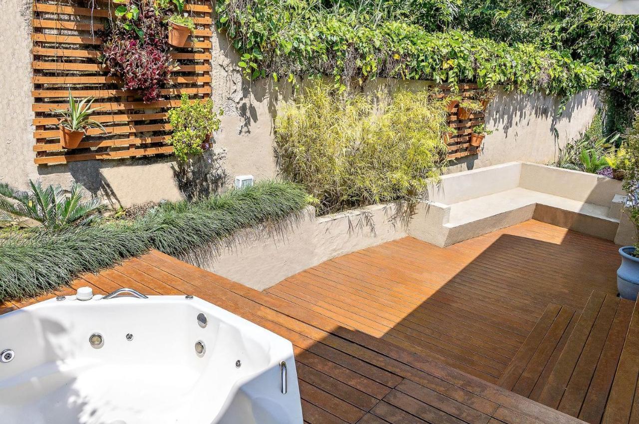 Casas com jacuzzi e churrasqueira a 300 metros da Praia do Perequê na Ilhabela Exterior foto